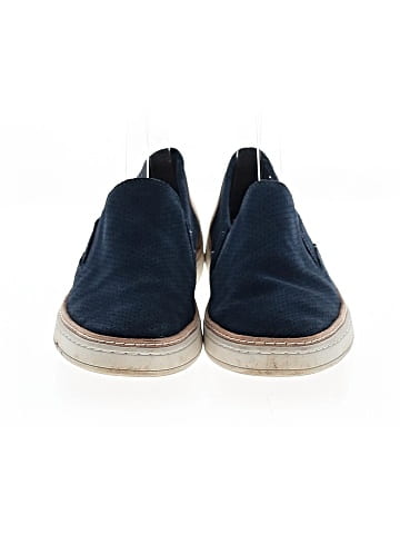 Ugg Australia Sneakers (view 2)