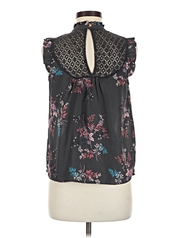 Lily White Sleeveless Blouse (view 2)
