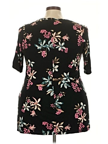 Torrid Short Sleeve T-Shirt (view 2)