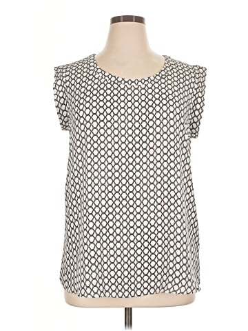 Pleione Sleeveless Blouse (view 1)