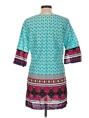 Old Navy Casual Dress (view 2)