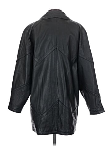 Pelle Raincoat (view 2)