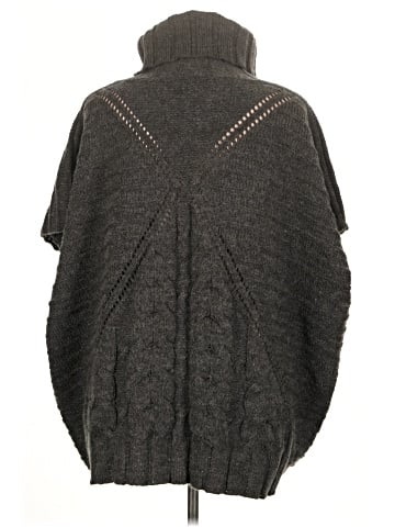 Colour Works Poncho (view 2)