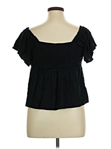 Old Navy Short Sleeve Blouse (view 2)