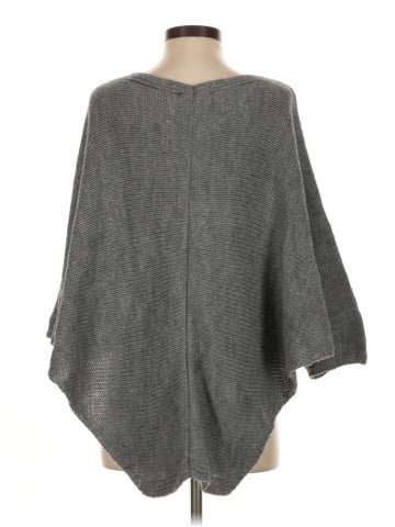 Poles Poncho (view 2)
