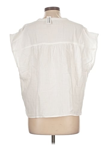 Old Navy Sleeveless Blouse (view 2)