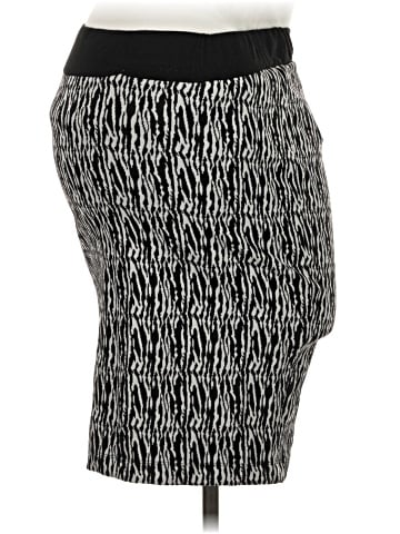 A Pea in the Pod Casual Skirt (view 1)