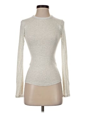 Lululemon Athletica Long Sleeve T-Shirt (view 1)