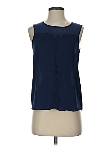 a.n.a. A New Approach Sleeveless Blouse (view 1)