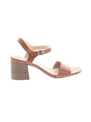 Old Navy Sandals (view 1)