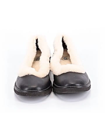 Ugg Flats (view 2)