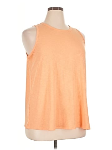 Old Navy Sleeveless T-Shirt (view 1)