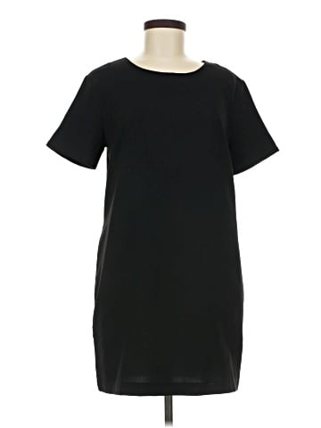 Essue Casual Dress (view 1)
