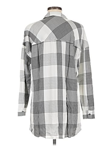 Splendid Long Sleeve Button-Down Shirt (view 2)