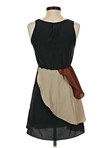 Lola Sleeveless Blouse (view 2)