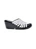 Skechers Silver White Sandals Size 9 - photo 1