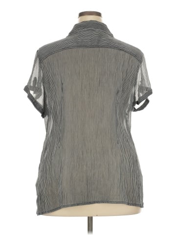 Avenue Short Sleeve Blouse (view 2)