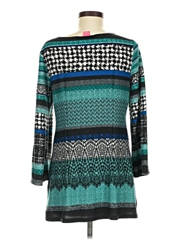 Sunny Leigh 3/4 Sleeve Top (view 2)