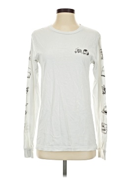 Unbranded Long Sleeve T-Shirt (view 1)
