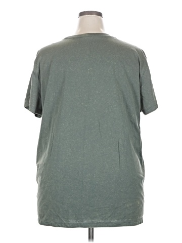 Maurices Short Sleeve T-Shirt (view 2)