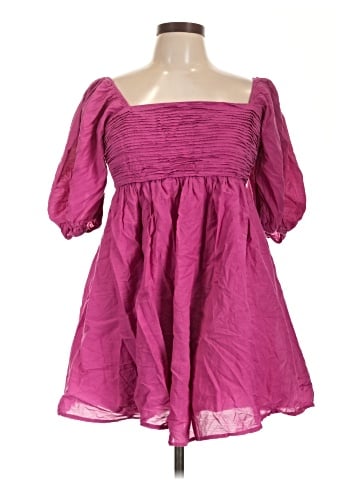 Abercrombie & Fitch Cocktail Dress (view 1)