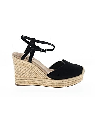 Crown Vintage Wedges (view 1)