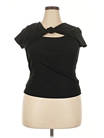 HAUTE FOX Short Sleeve Top (view 1)