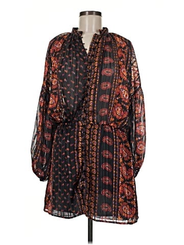 Goodnight Macaroon Casual Dress (view 1)