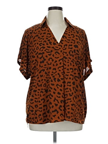 CAbi Short Sleeve Blouse (view 1)