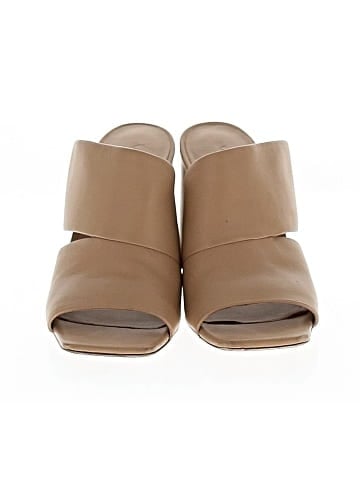 Vince. Sandals (view 2)