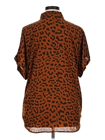 CAbi Short Sleeve Blouse (view 2)