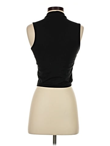 Gaze Sleeveless Top (view 2)