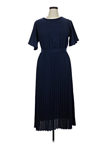 Unbranded Casual Dress (view 1)