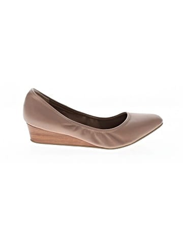 Susina Wedges (view 1)