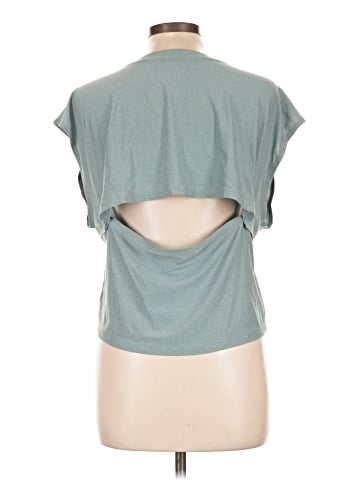 Active by Old Navy Sleeveless T-Shirt (view 2)