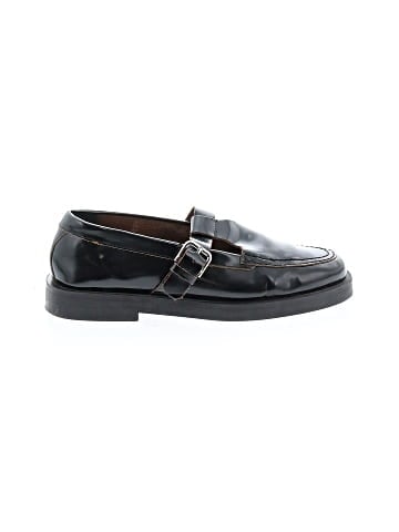 Zara Flats (view 1)