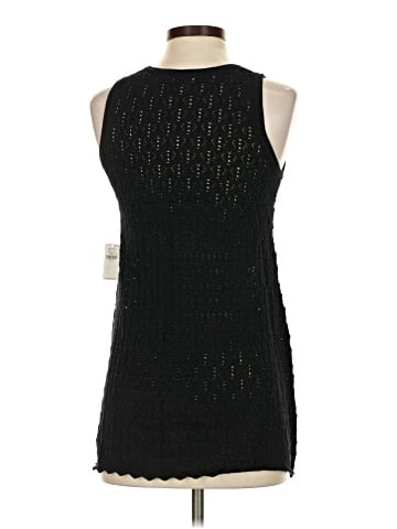 Old Navy Sleeveless Top (view 2)