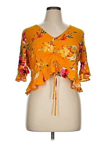 Xhilaration 3/4 Sleeve Blouse (view 1)