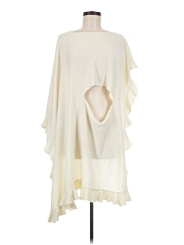 Do Everything in Love Poncho (view 1)