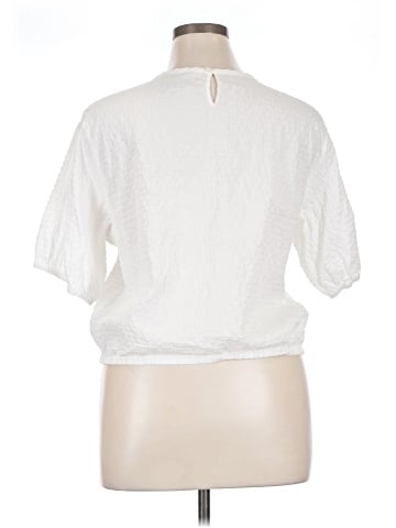 Uniqlo Short Sleeve Top (view 2)