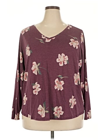 Evri 3/4 Sleeve T-Shirt (view 1)