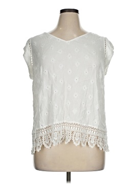 Daniel Rainn Sleeveless Blouse