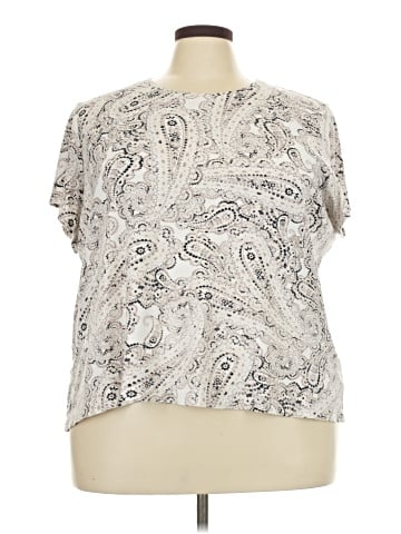 Croft & Barrow Short Sleeve T-Shirt (view 1)