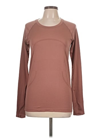 Lululemon Athletica Long Sleeve T-Shirt (view 1)