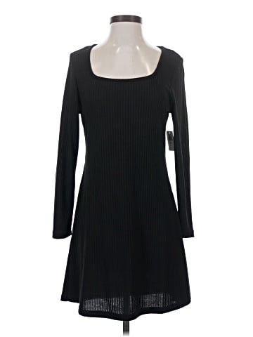 Old Navy Casual Dress (view 1)