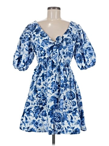 Abercrombie & Fitch Casual Dress (view 1)