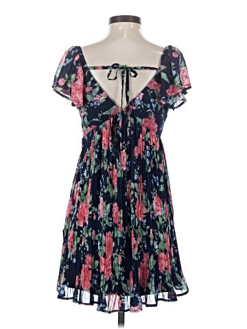 Lulus Casual Dress (view 2)