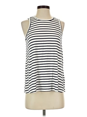 Old Navy Sleeveless T-Shirt (view 1)