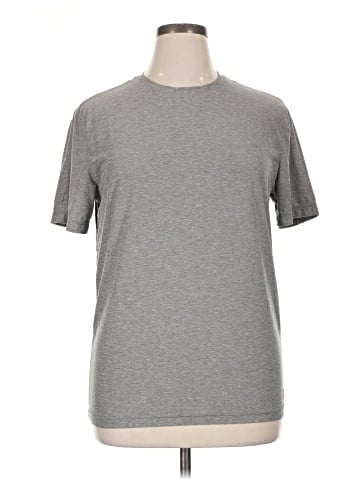 Vuori Short Sleeve T-Shirt (view 1)