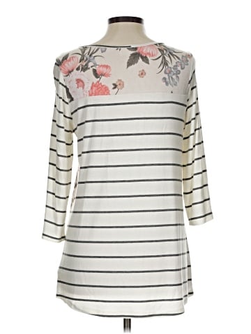 Lovely Melody 3/4 Sleeve Top (view 2)